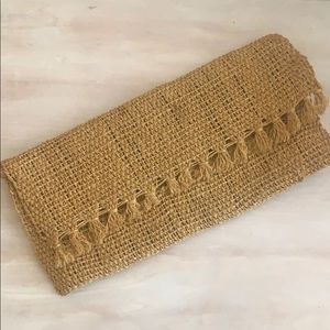 Straw clutch